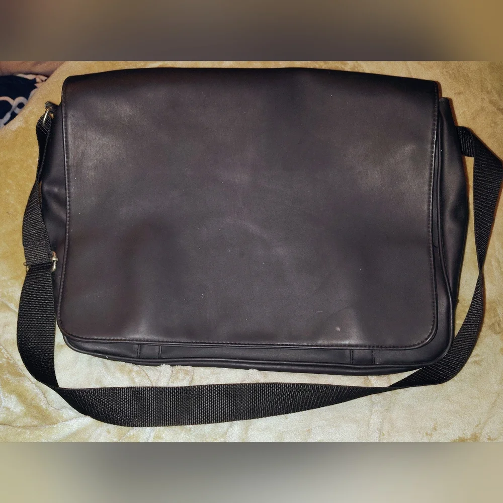 Yves Saint Laurent Parfum Black Vinyl Messenger Bag Vintage